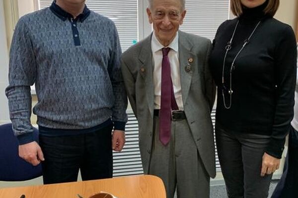С 01 по 12 апреля врачи Тарасова Светлана Витальевна и Деревянко Леонид Сергеевич прошли курс тематического усовершенствования